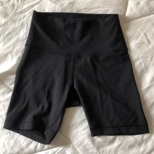 Lululemon Wunder Train Shorts